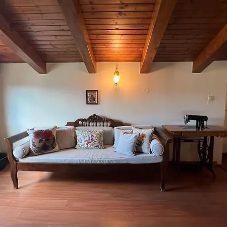 Zaros Cottage Holiday home *